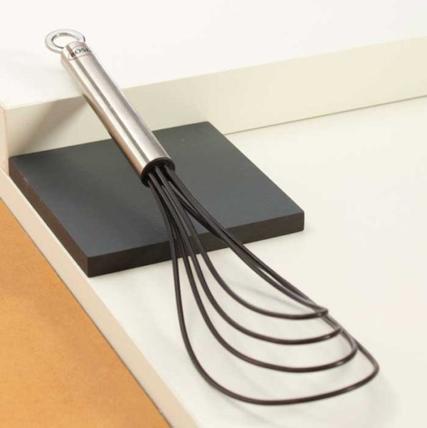 (Product12)Flat,-Black-Whisks